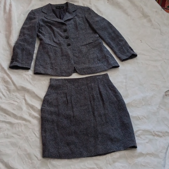 Vintage Suit Isabel Ardee/ GOODWILL BOUND - Picture 2 of 13